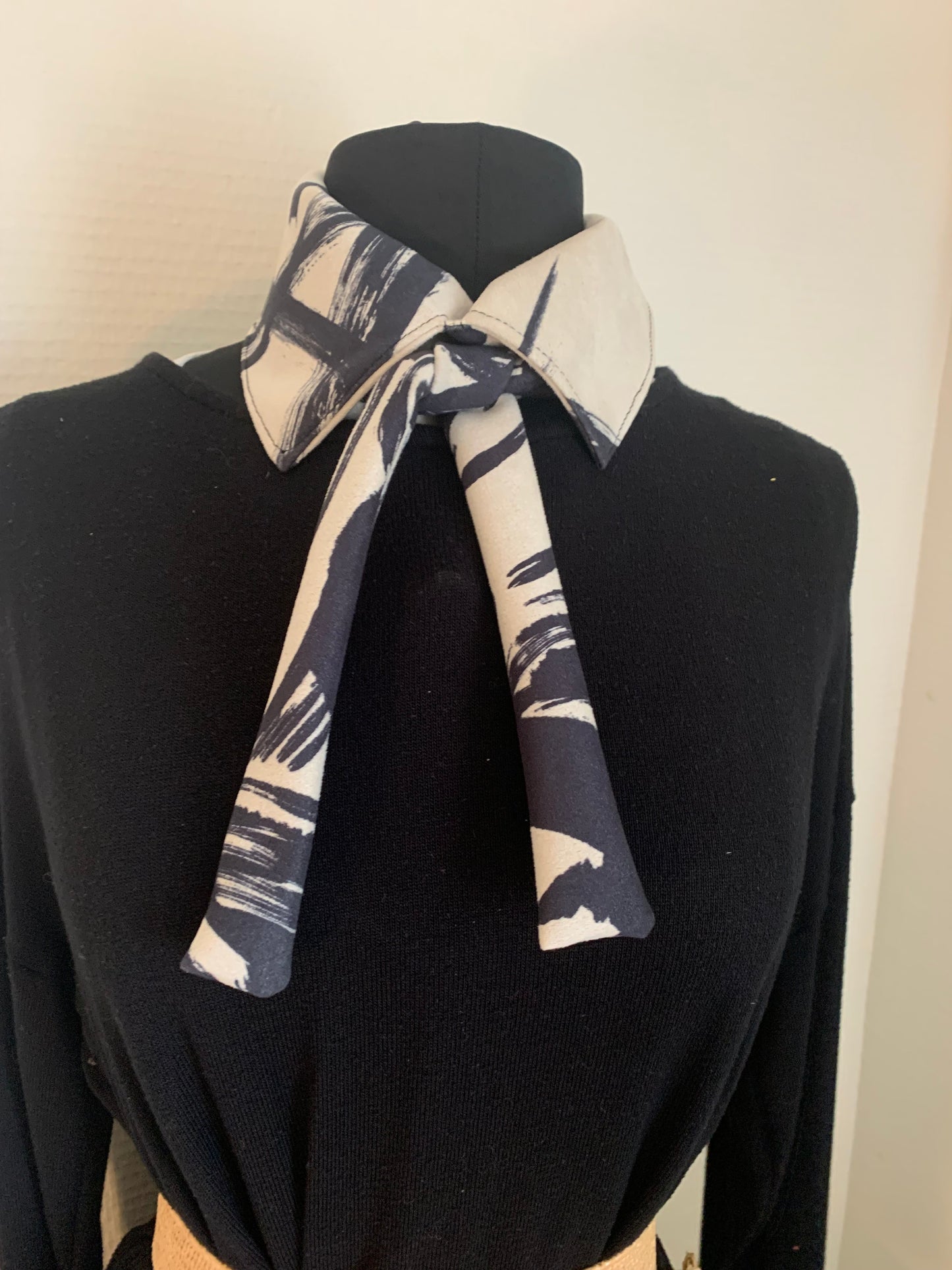 Foulard col #11 Suédine