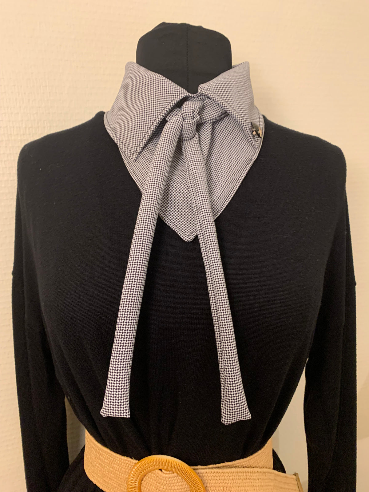 Foulard col # 10 Jacquard  mini pieds de poule