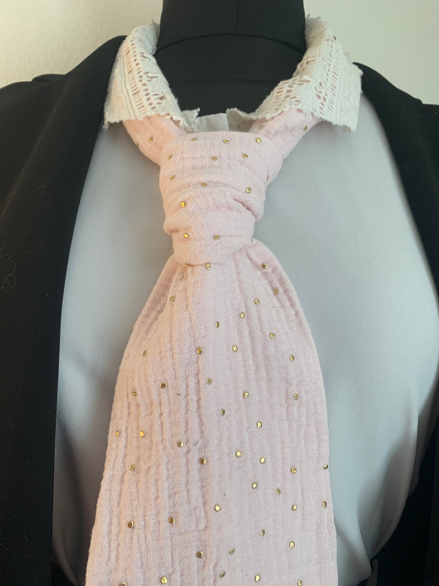 Cravate & 23 double gaze  rose à paillettes
