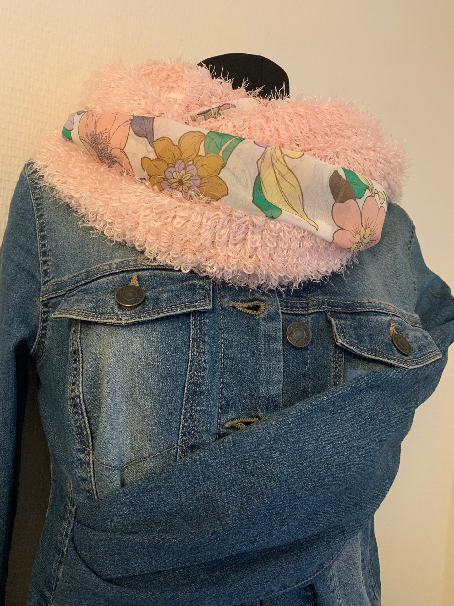 Plume Rosy Fausse fourrure et voile