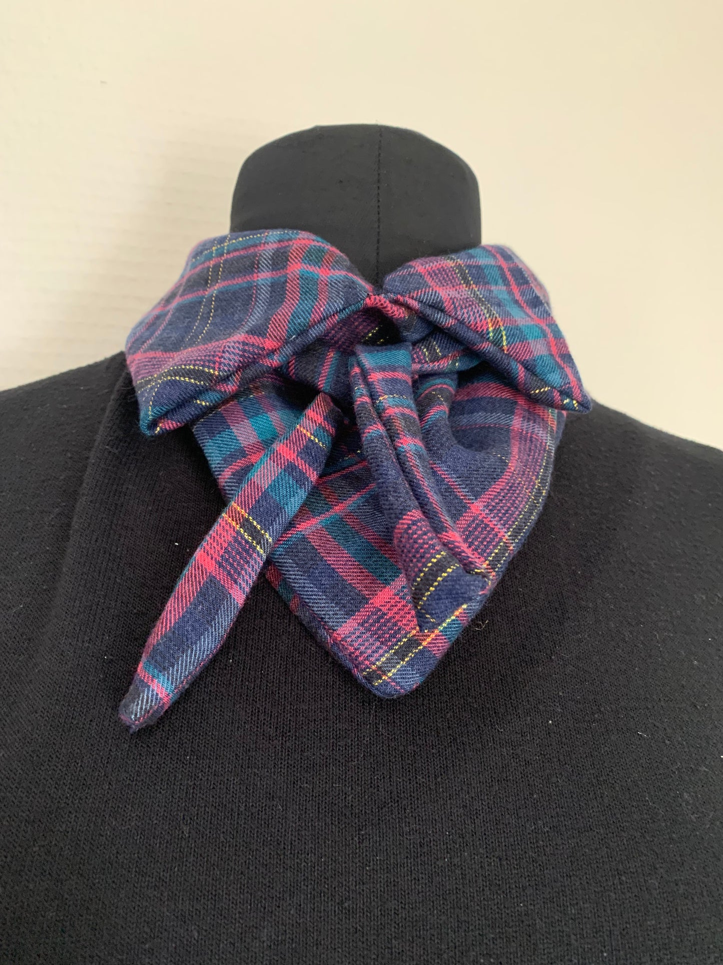 Foulard col #4 EXCLUSIVITE