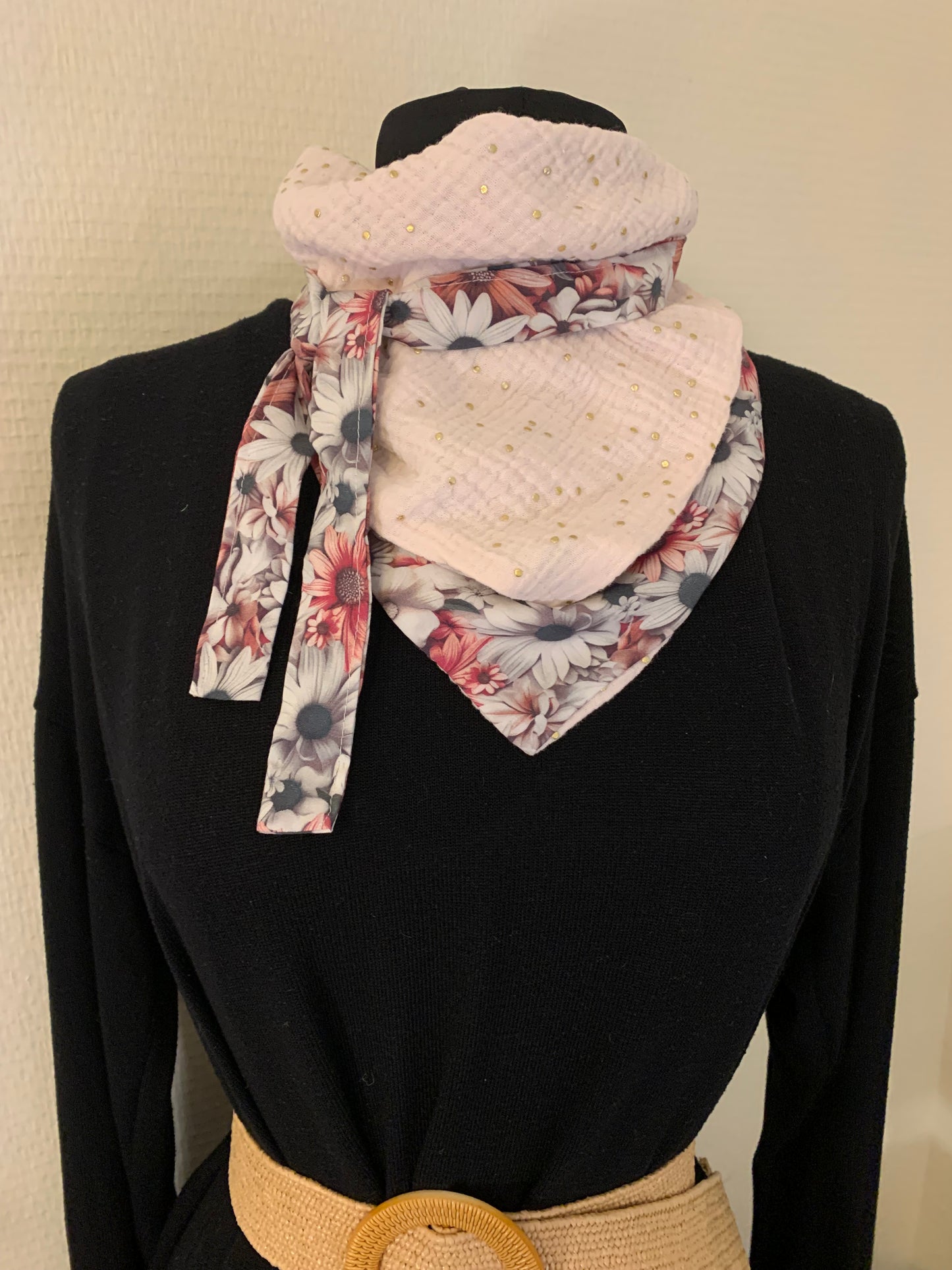 Mimi 24 Foulard façon bandana viscose et double gaze pointes dotées