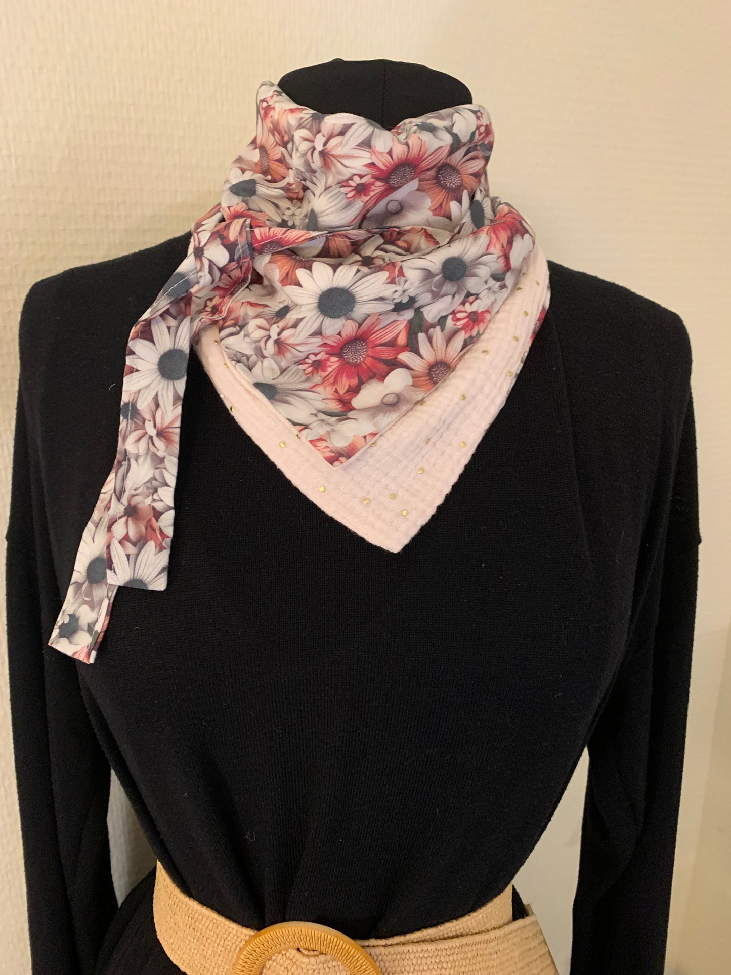 Mimi 24 Foulard façon bandana viscose et double gaze pointes dotées