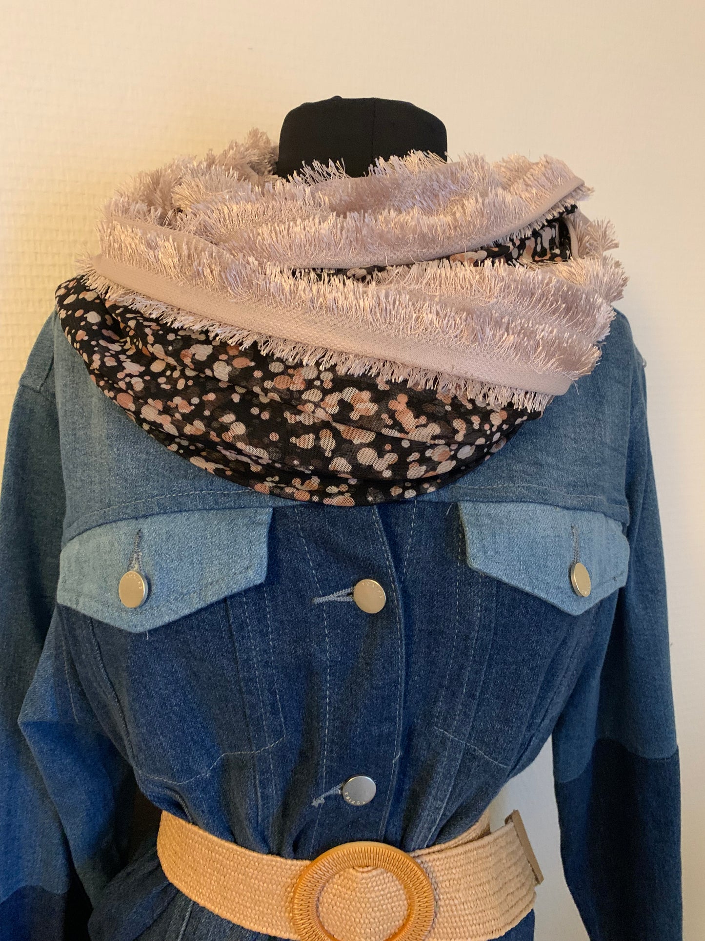 Plume gris Double tour de cou