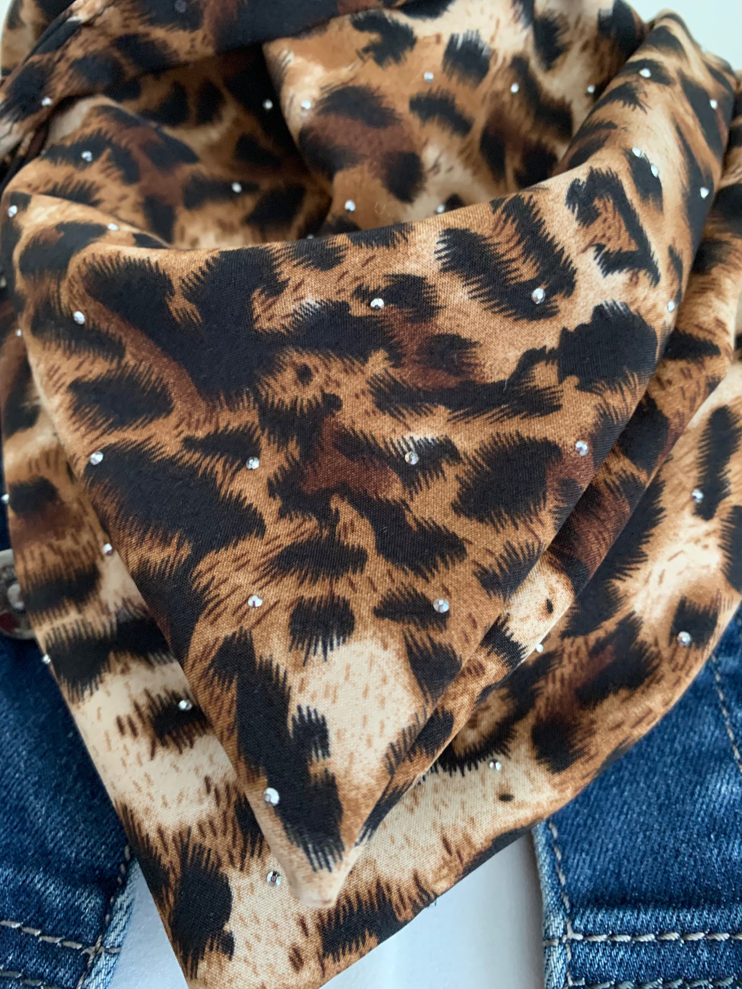 MIMI 29 Foulard bandana à lanières pointes paillettes dorées