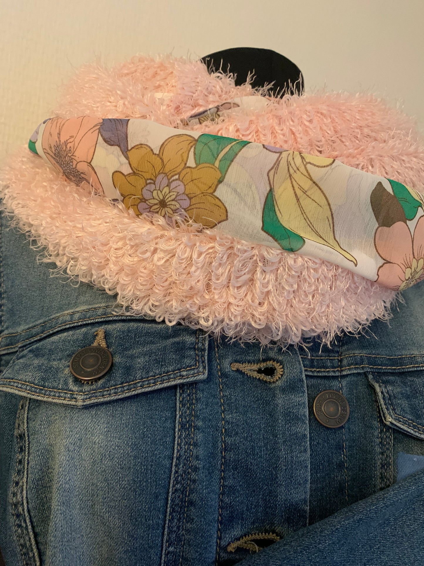 Plume Rosy Fausse fourrure et voile