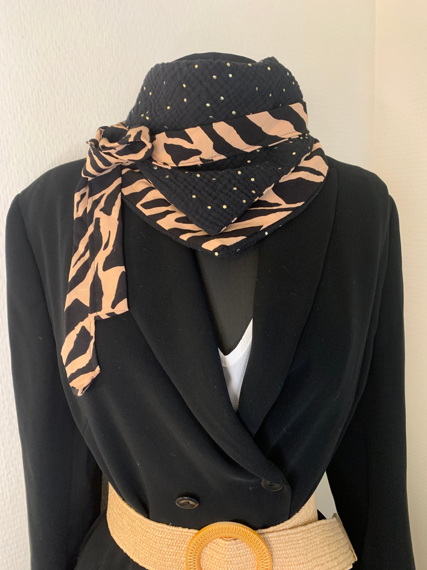Mimi 17 Foulard forme bandana réversible double gaze pailleté