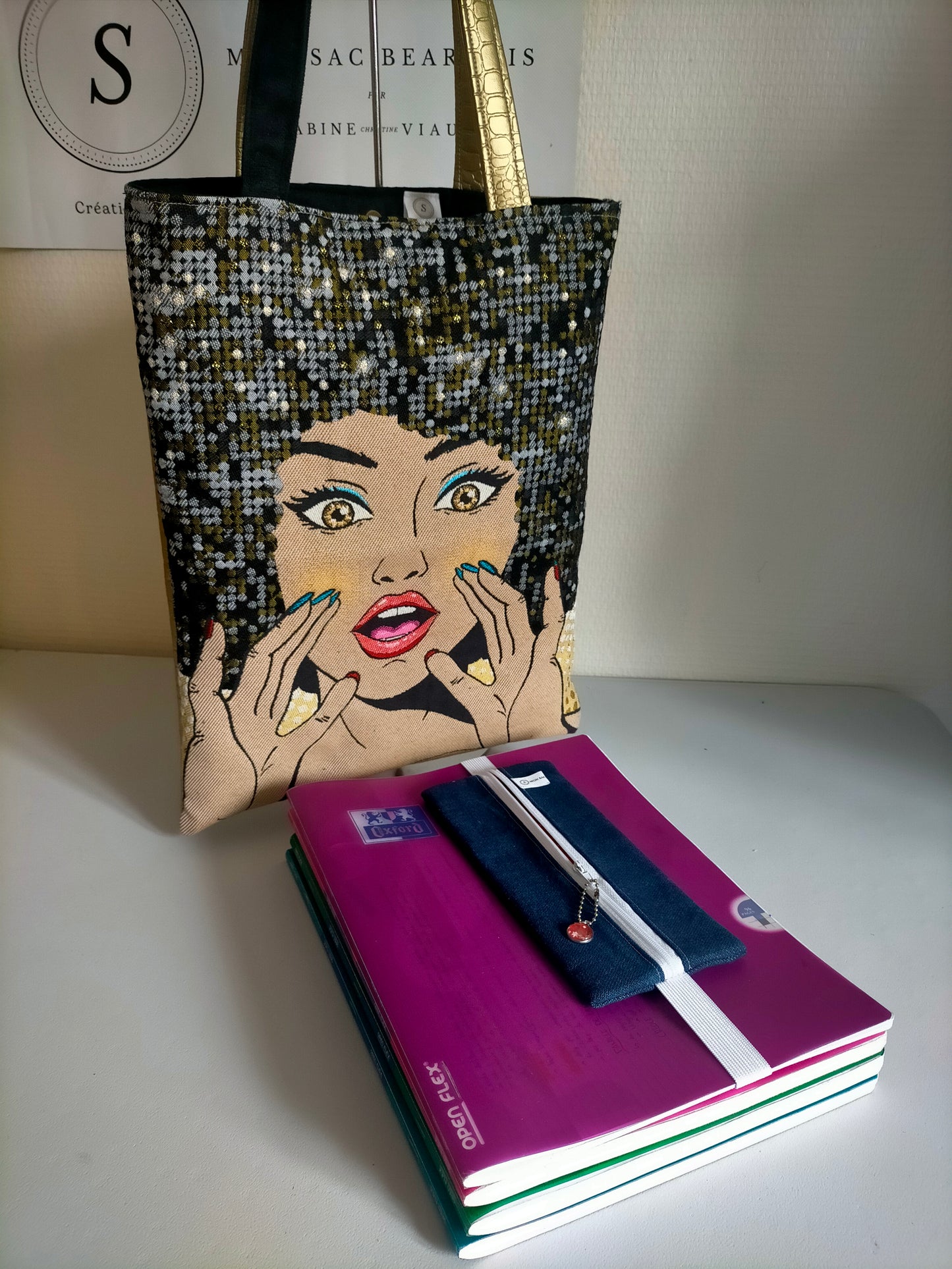 Rihanna Sac en  carré de jacquart et simili cuir croco doré MODELE UNIQUE