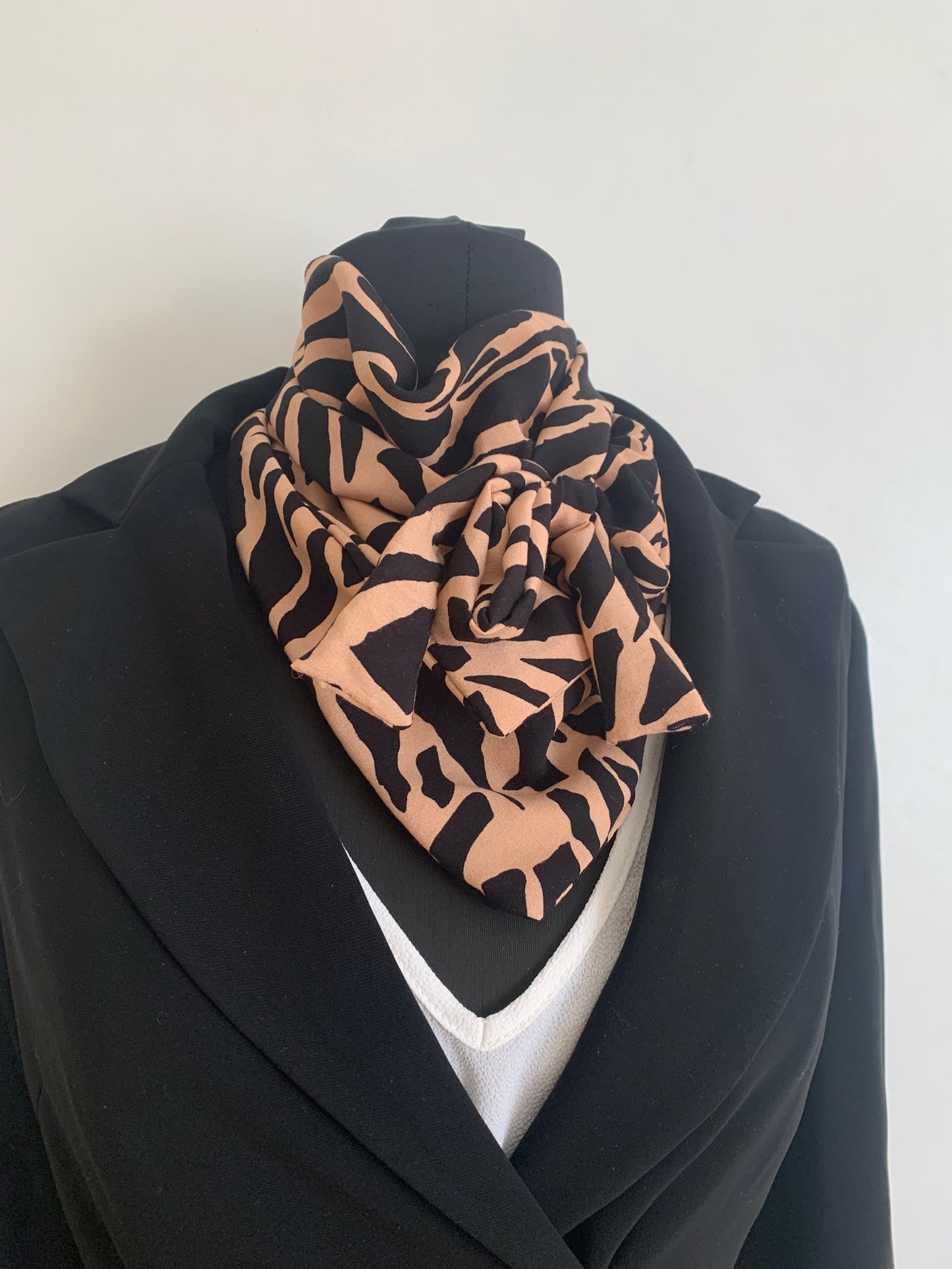 MIMI 14 Foulard façon bandana à lanières