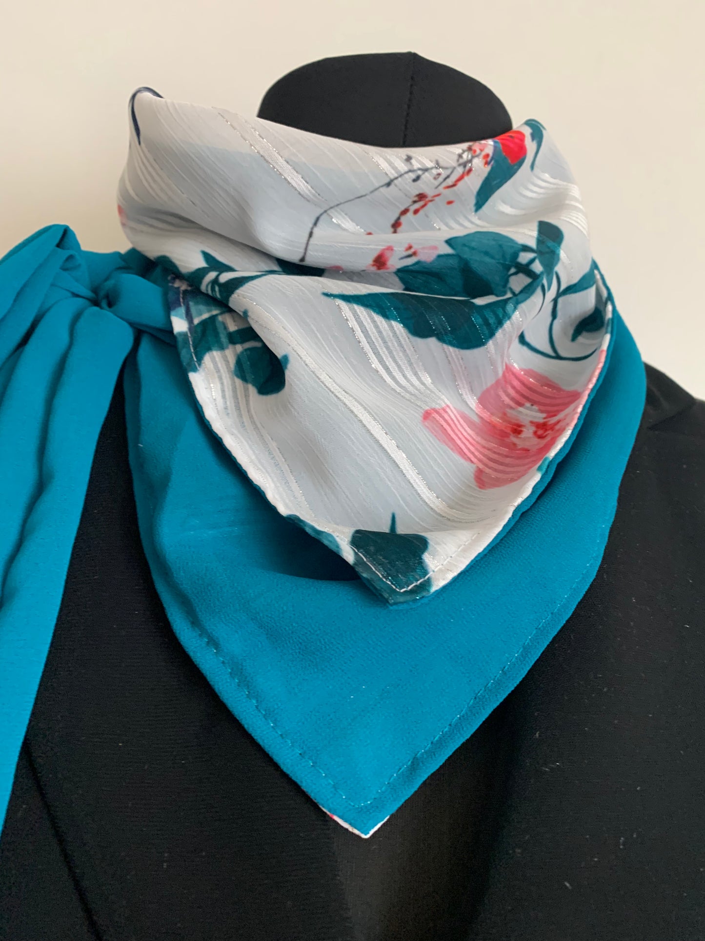MINI 15 Foulard façon bandana à lanières REVERSIBLE