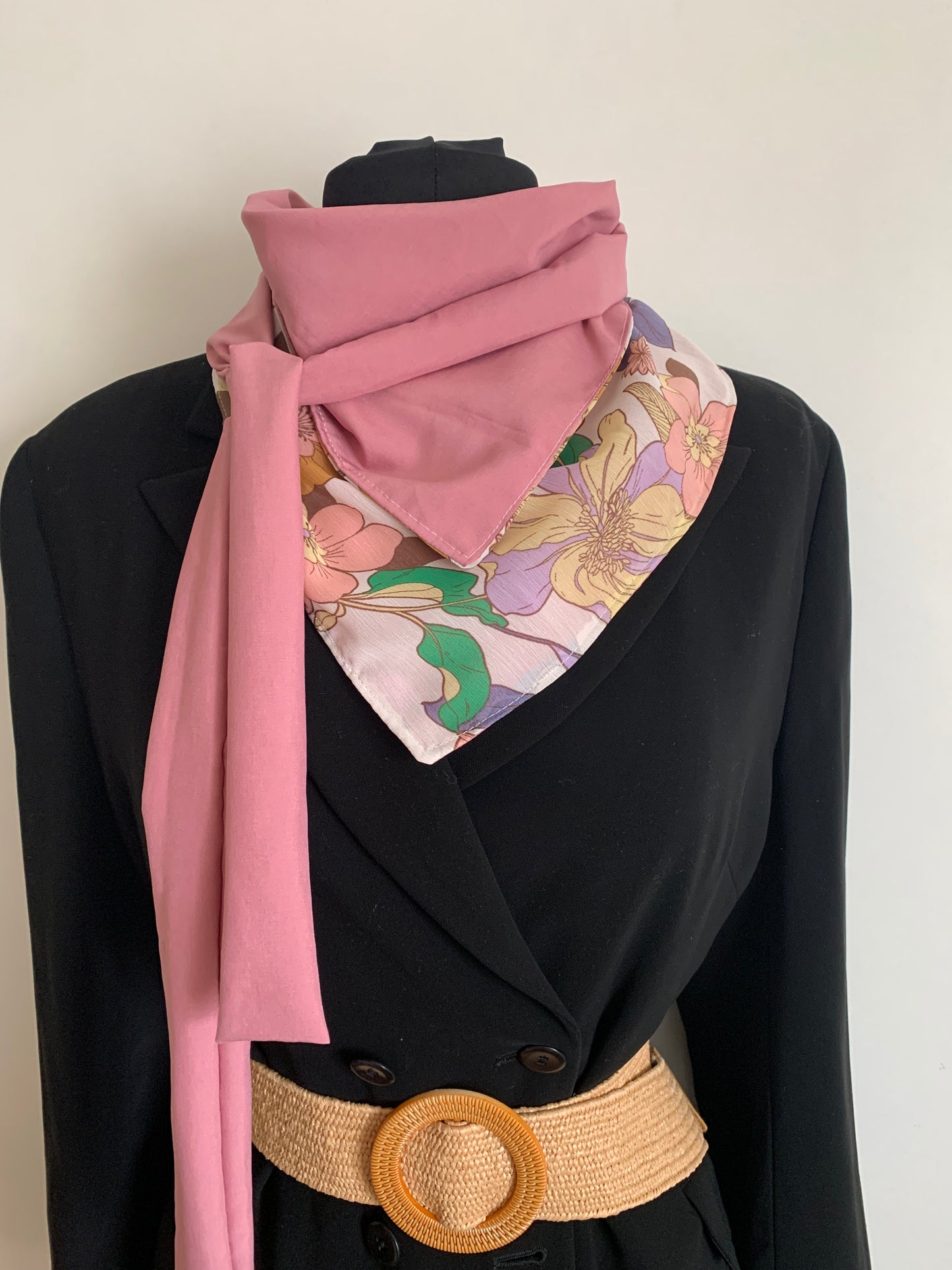 MIMI 11 Foulard façon bandana à lanières REVERSIBLE