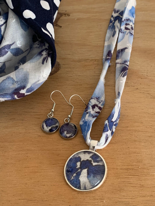Parure Renaissance Collier et boucles d'oreilles